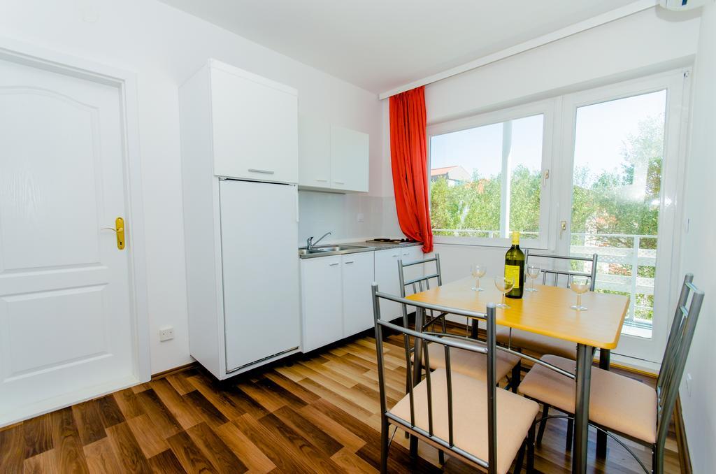 Apartments Balote Trogir Pokoj fotografie