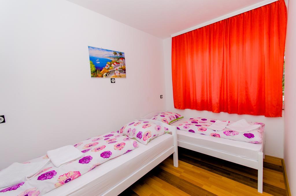 Apartments Balote Trogir Pokoj fotografie